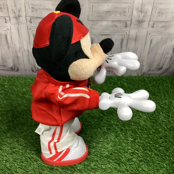 Disney Fisher Price M3 Master Moves Mickey Mouse Hip Hop Breakdancing Toy - Picture 7 of 12